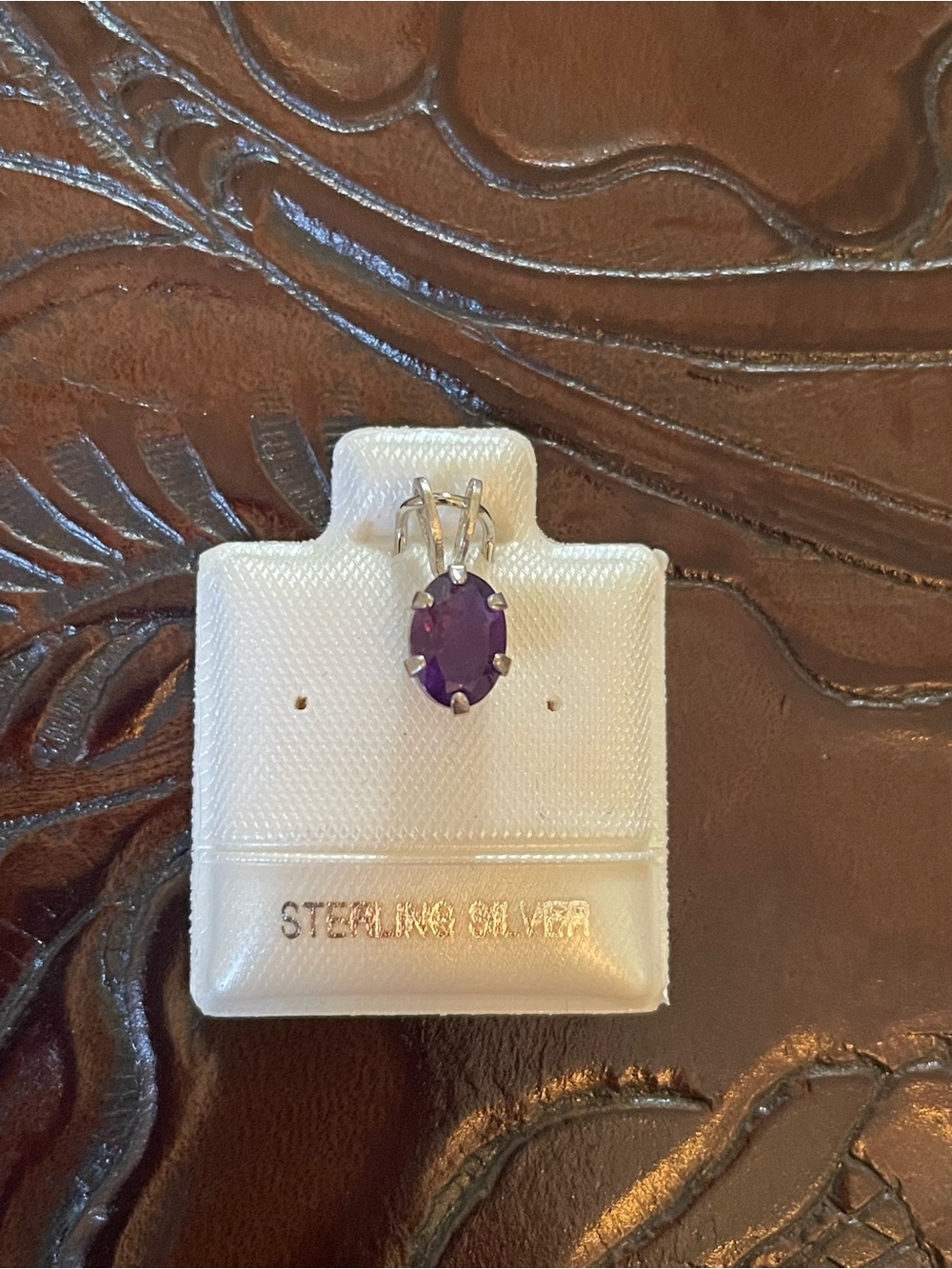 Sterling Silver Amethyst Oval Pendant